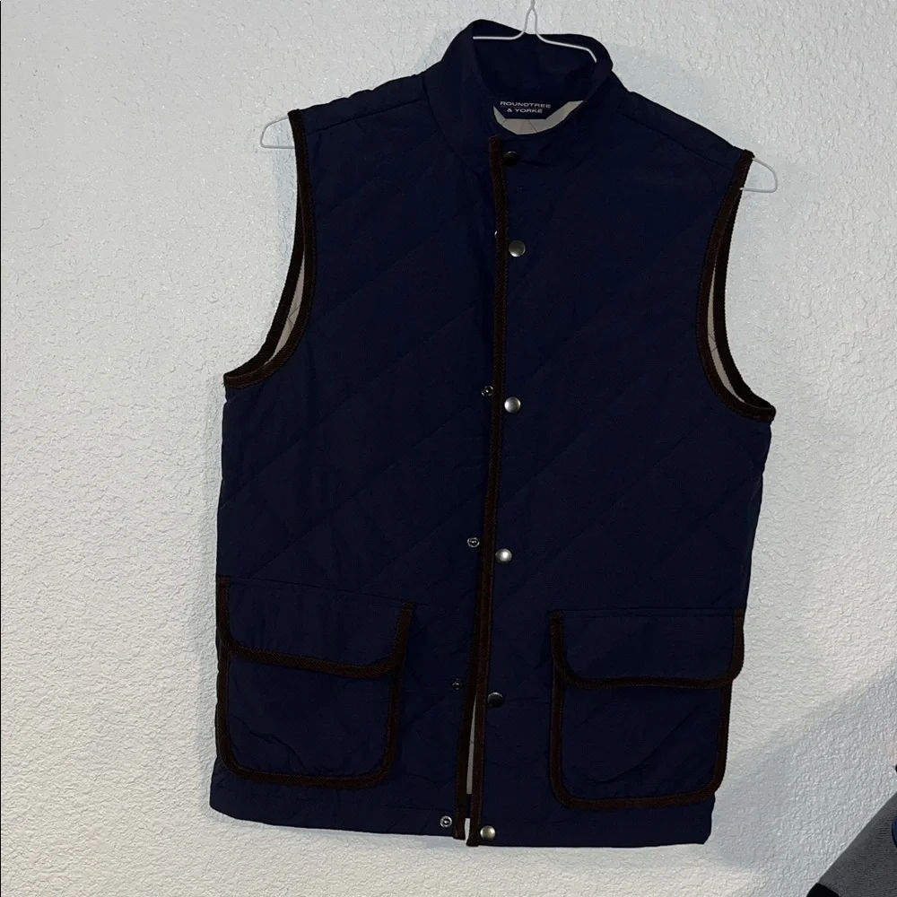 Roundtree & Yorke Dark Blue Quilted Vest